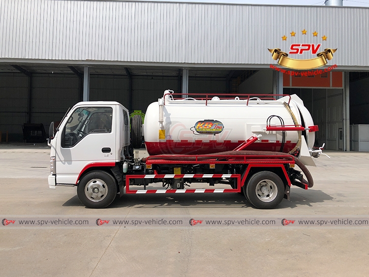 4,000 Litres Sewer Vacuum Truck ISUZU - LS 4,000 Litres Sewer Vacuum Truck ISUZU - LS